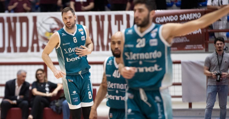 Playoff, Cantù cade in gara 3 contro Nardò. Domani il quarto match