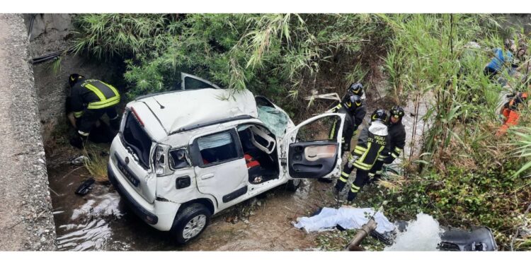 Nell'incidente già deceduti la madre ed il fratello di 11 anni