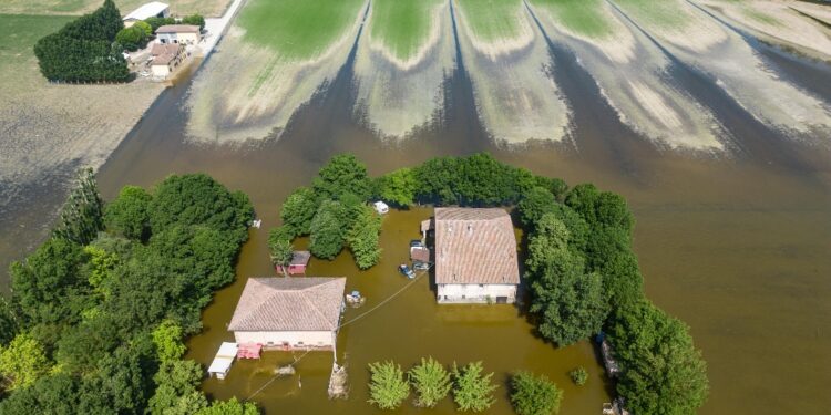 Per criticità idraulica-idrogeologica. Gialla per i temporali