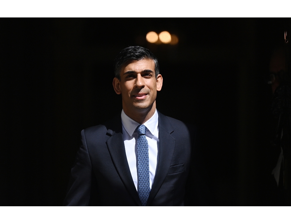 Governo britannico formalizza la contestazione