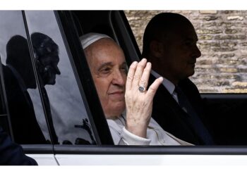 Bergoglio è già rientrato in Vaticano dopo la visita