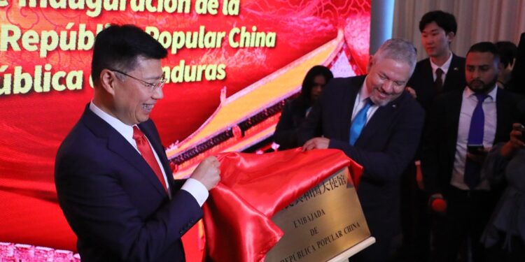 Intanto Pechino ha inaugurato la sua ambasciata a Tegucigalpa