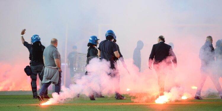 Ai domiciliari quattro ultras della squadra lombarda