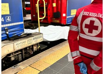 Incidente dopo le 4.30 in stazione