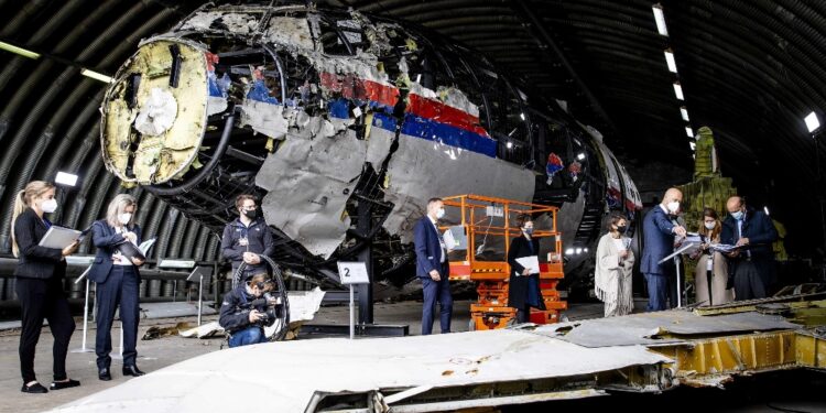 Aereo con 298 a bordo venne abbattuto sull'Ucraina nel 2014