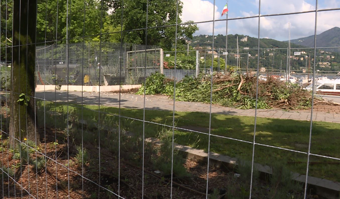 Paratie, il cantiere si estende da piazza Cavour verso i Giardini a Lago