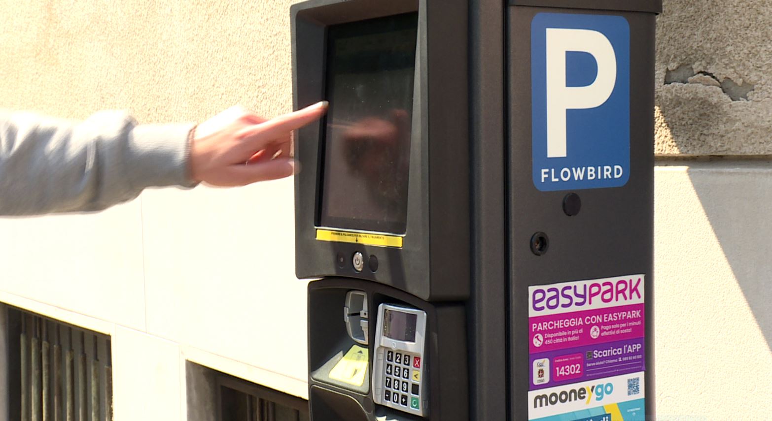 Parcometri di Como, in visita da Chicago per conoscere le ultime tecnologie