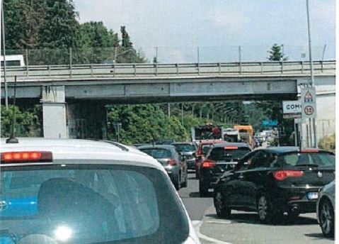 Lazzago, via Varesina. La proposta dell’Acus: “Ampliare gli spazi per i bus”