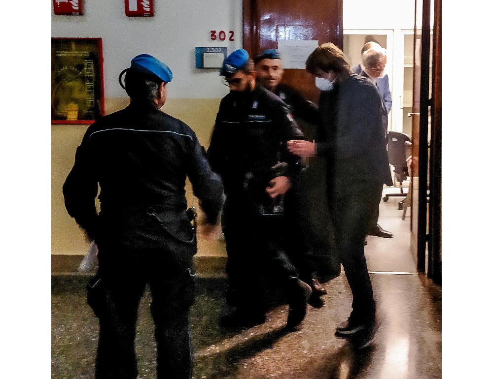 Cassazione annulla l’estradizione di Uss e la misura cautelare