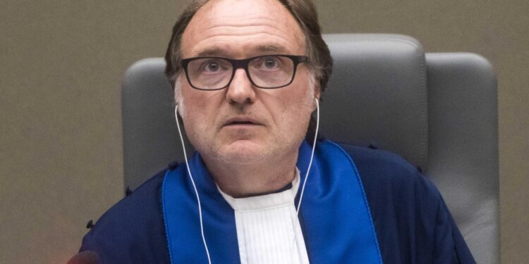 L'atto firmato da Tarfusser non sarà depositato a Brescia