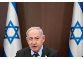 Il premier israeliano si sottoporrà all'intervento stanotte