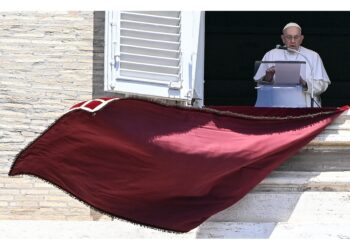 Prende il posto di Aemilius che ha terminato il suo servizio