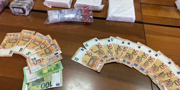 Aveva preso parte a rapina con sparatoria a Cagliari nel 2021