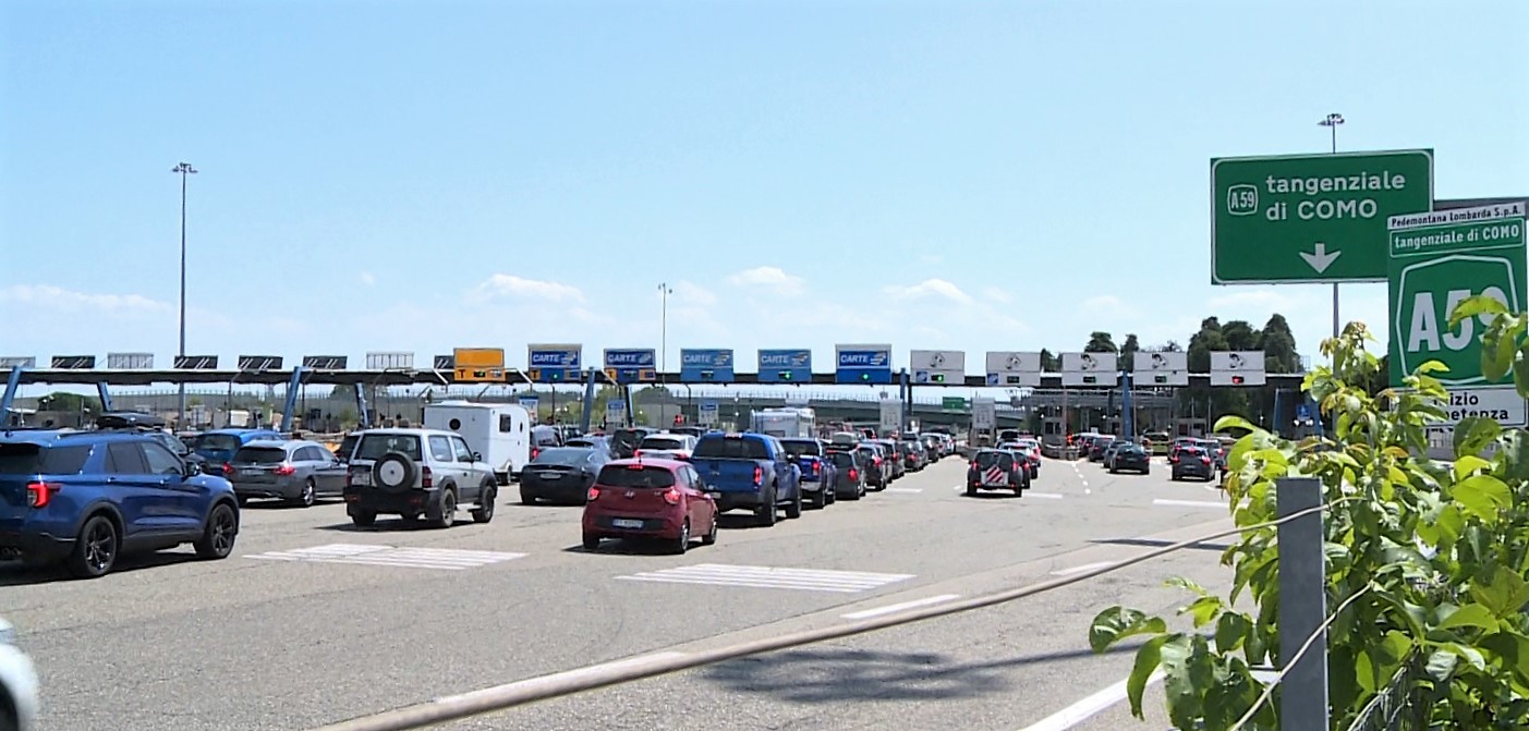 Autostrade, weekend da bollino rosso. Pesanti disagi in Svizzera