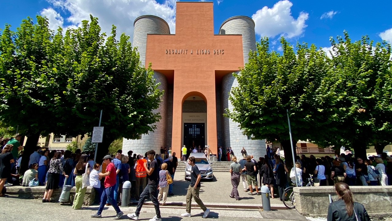 Tavernola, l’ultimo saluto a Chiara Rossetti