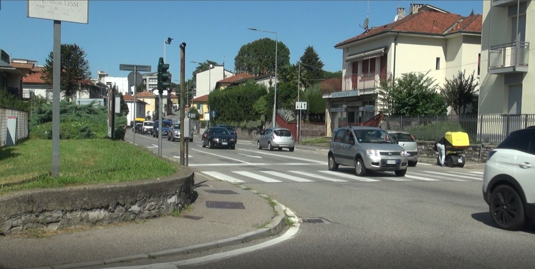 Como, il progetto di una nuova rotatoria in via Varesina. Lavatelli: “Non risolverà il problema del traffico e della pericolosità”