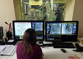 Consegnati sei elettrocardiografi donati da cittadini italiani