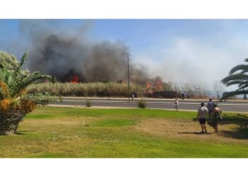 Resta la massima allerta per il forte vento anche oggi