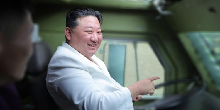 Leader nordcoreano ha supervisionato 'vettori cruise strategici'