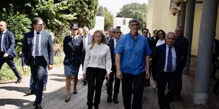 Non siamo qui solo per la pur doverosa condanna e solidarietà