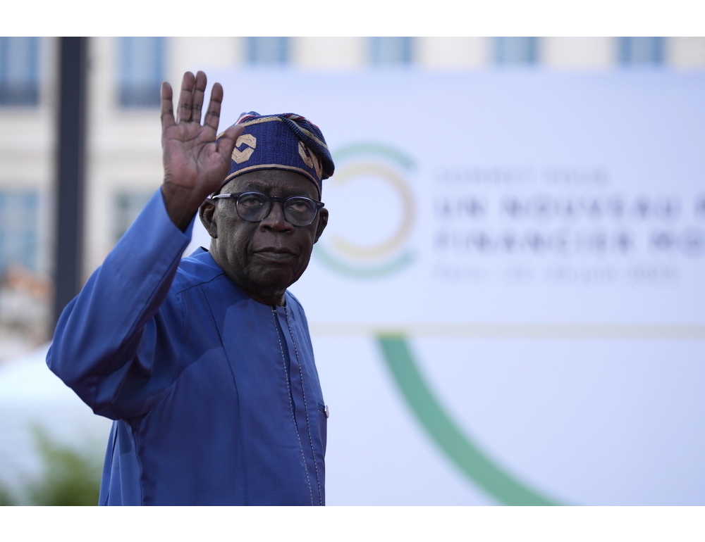 'L'Ecowas preferisce una soluzione con mezzi politici'