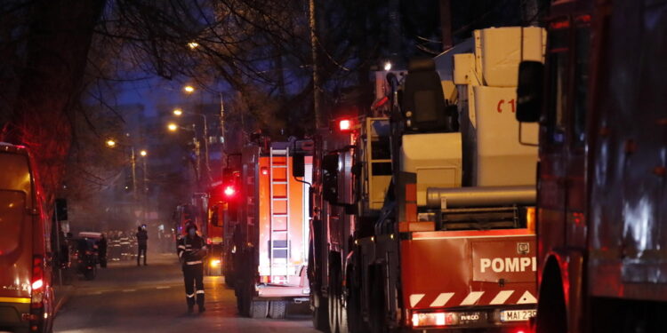 Almeno un morto e decine di feriti