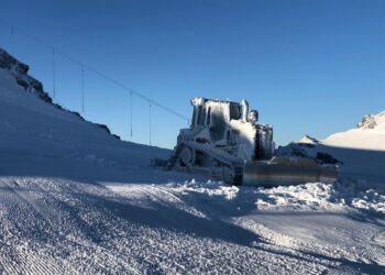 Sul ghiacciaio si tornerà a sciare 'ma solo in sicurezza'