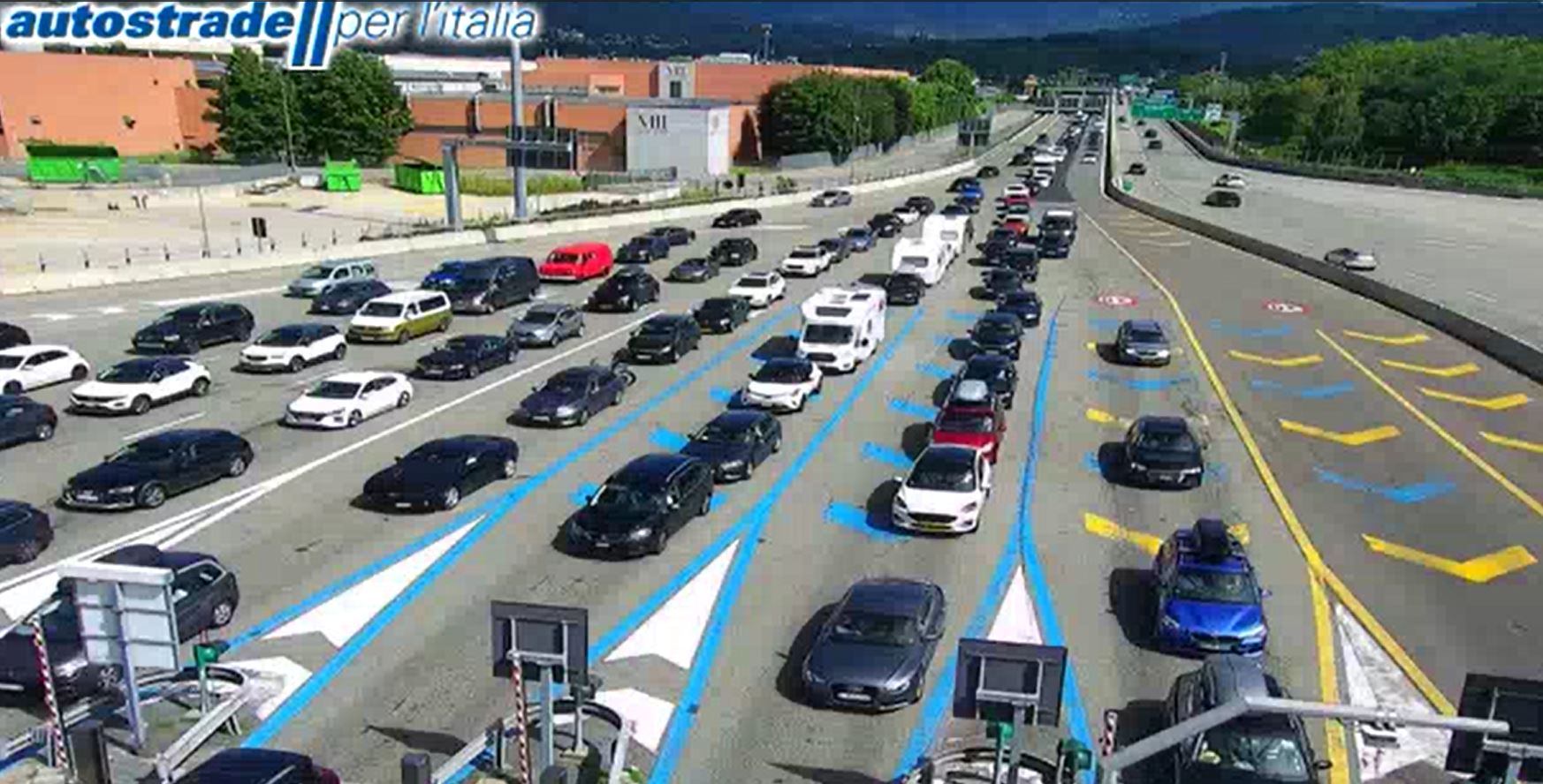 Partenze e rientri: code sull’autostrada A9