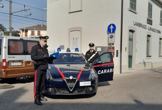 Incendio, due rapine e danneggiamento: 18enne denunciato dai carabinieri