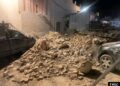 Bandiere a mezz'asta su tutti gli edifici pubblici