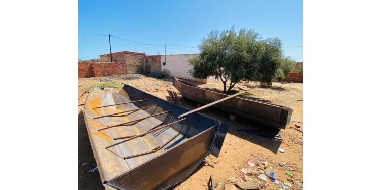 Sequestrate 5 barche di ferro pronte per essere usate