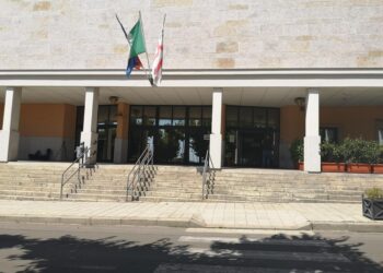 Attesa deposizione nell'aula del tribunale di Tempio Pausania