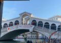 A Venezia manifestazione dell'Udu sul ponte