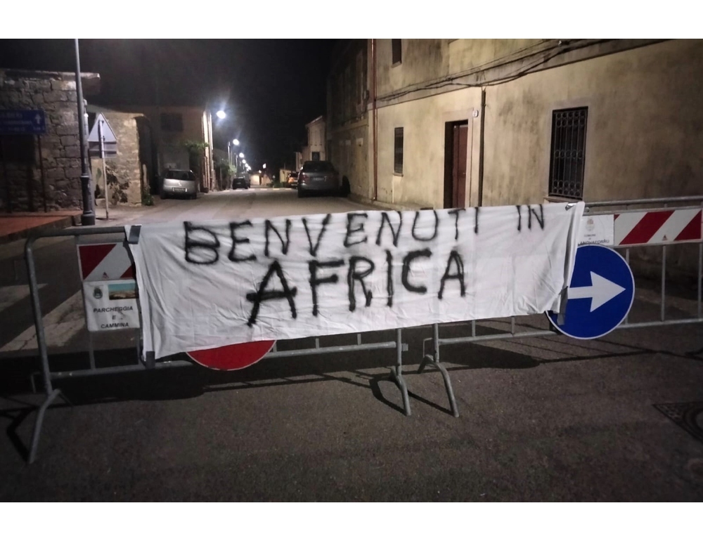 Troppi migranti in tende paese sardo, ‘benvenuti in Africa’