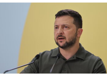 Discusse anche la costruzione di fortificazioni
