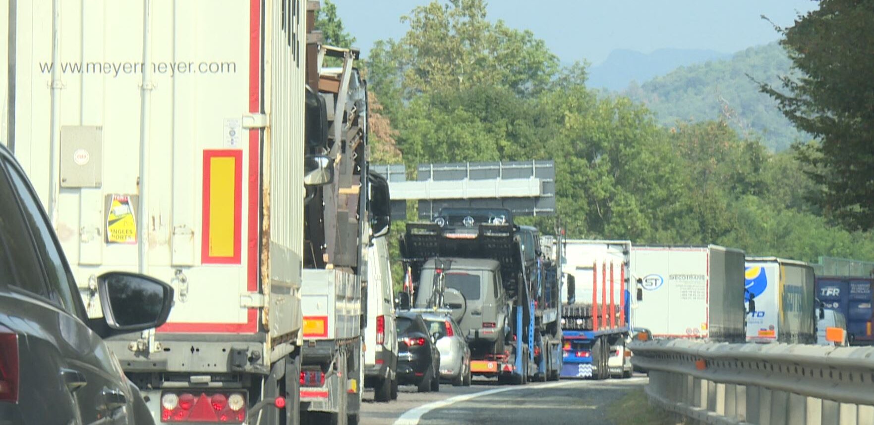 Cantiere sull’autostrada A9 e tempi raddoppiati. Venti minuti per percorrere 9 chilometri