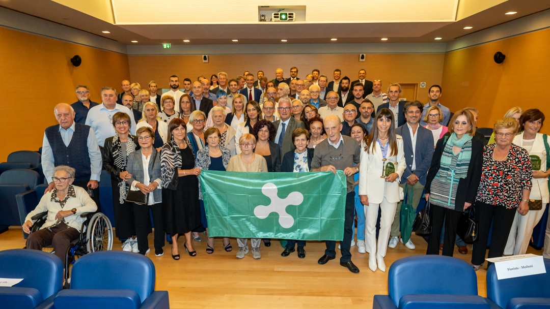 Como, il riconoscimento dalla Regione Lombardia: premiate 46 attività storiche della provincia
