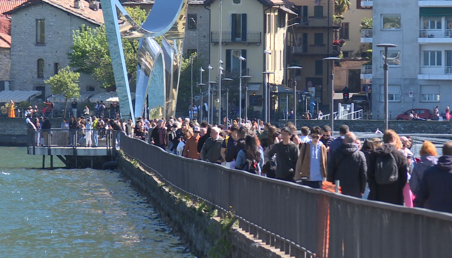 Turismo a Como, i pernottamenti crescono del 28% rispetto al 2022