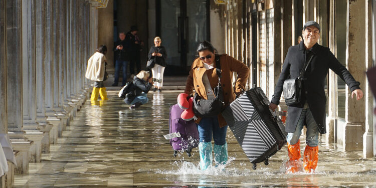 In tarda mattinata prevista massima di 105 centimetri in città