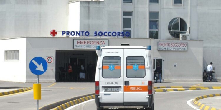 L'episodio all'interno dell'ospedale Perrino di Brindisi