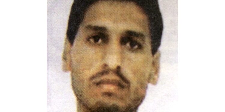 Ex capo della forza navale e parente di Mohammed Deif