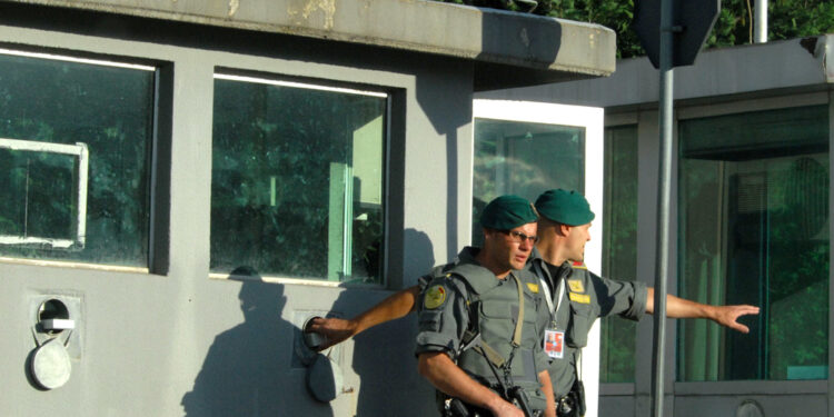 Notifiche alla Commissione per lo stop temporaneo di Schengen