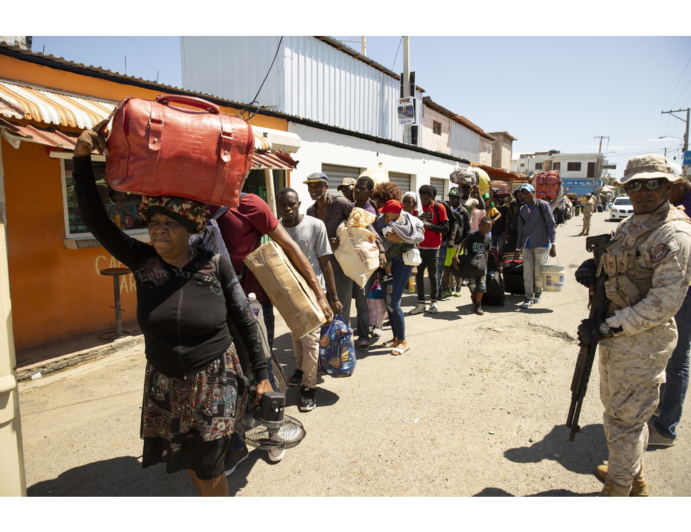 La Repubblica Dominicana riapre la frontiera con Haiti
