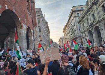 Presidio in piazza Mercanti