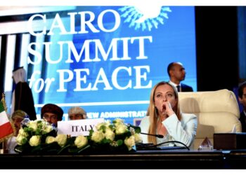 La premier al summit per la pace al Cairo