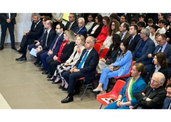 Il ministro a scuola per assistere a proiezione di un corto