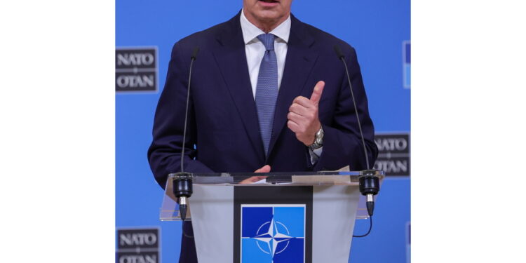 Stoltenberg: 'Nessuno cerchi di trarre vantaggio da situazione'