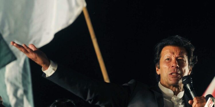 Imran Khan si trova in carcere da agosto
