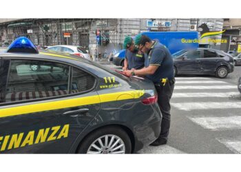 La Guardia di Finanza denuncia 18 persone