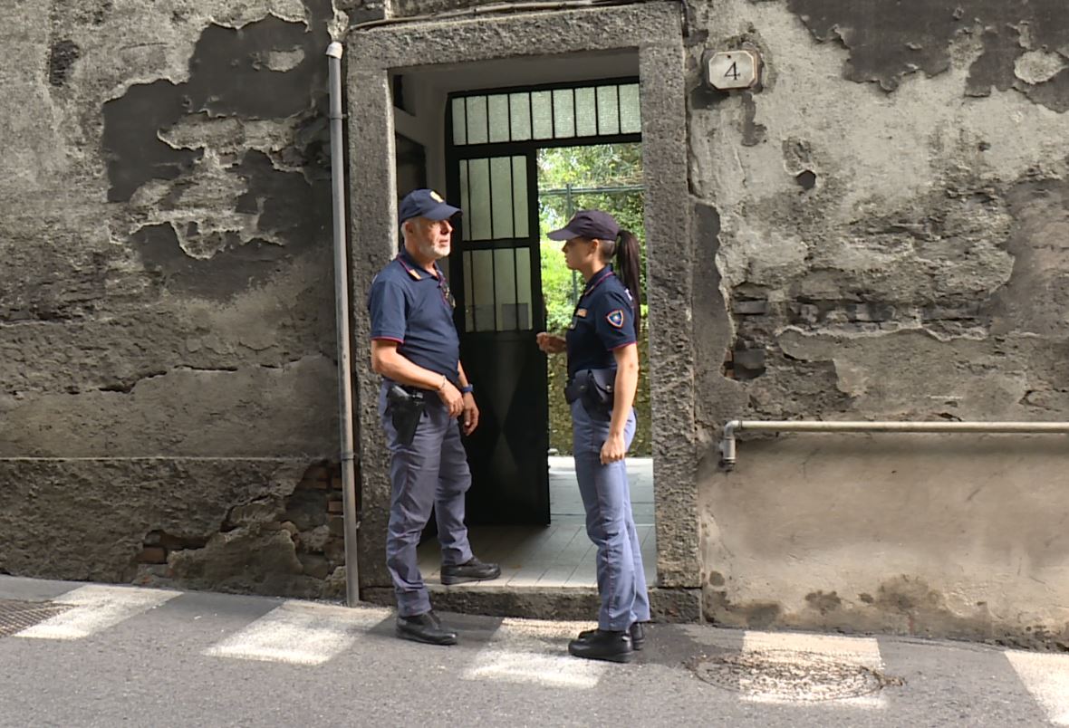 Tentato omicidio a Como, interrogato in carcere il 25enne resta in silenzio